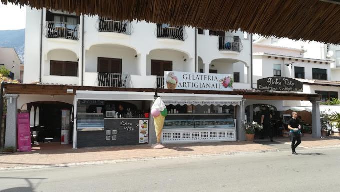 Guest House Dolce Vita Cala Gonone Εξωτερικό φωτογραφία